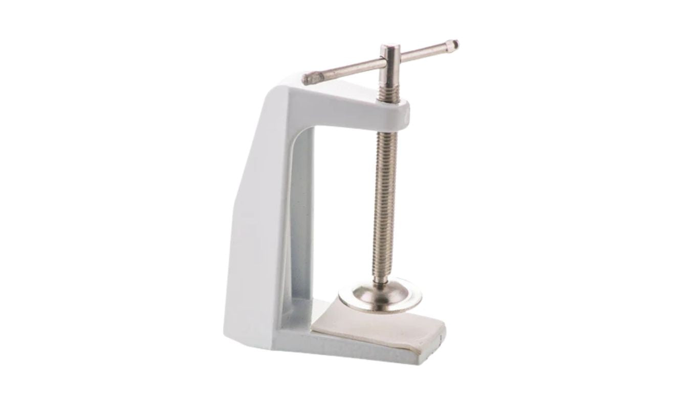 Magnifying Lamp - Table Clamp