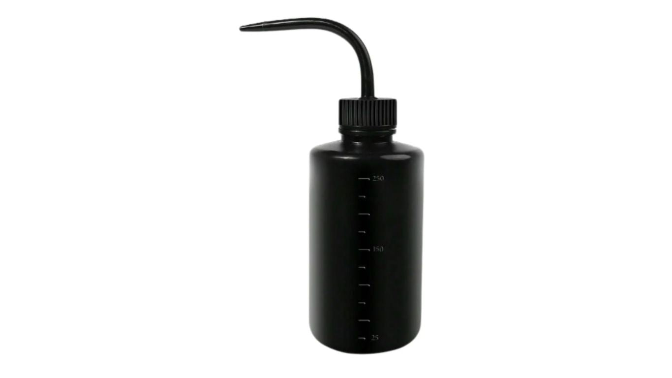 Bottle with curved stem 250ml
